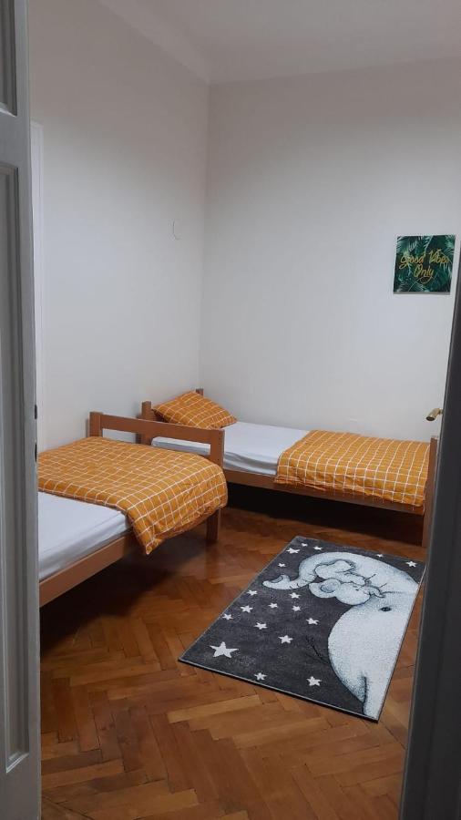 Appartement Fg Classic à Sarajevo Extérieur photo