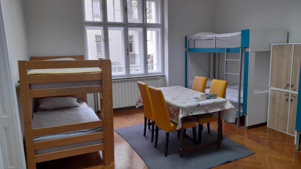 Appartement Fg Classic à Sarajevo Extérieur photo